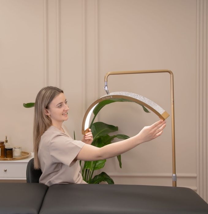 Lampa do przedluzania rzes  POL Moon III z cyrkoniami złota