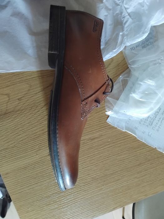 Продам чоловічі туфлі Clarks