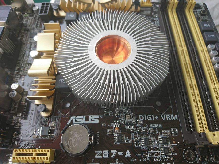 Материнська плата ASUS® Z87-A + Intel® Core™ i5-4440  3.30 GHz