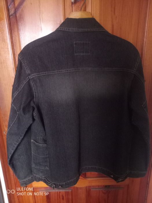 Джинсовая куртка