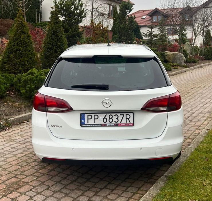 Opel Astra K wynajem z wykupem bez BIK i KRD