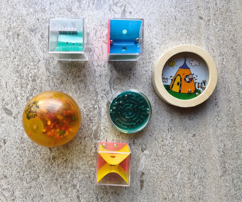 Jogos de encaixe de esferas