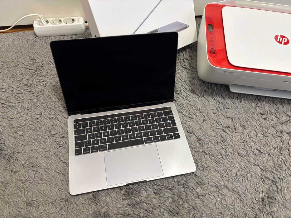 Macbook Pro 13" + Impressora HP Kit Estudante