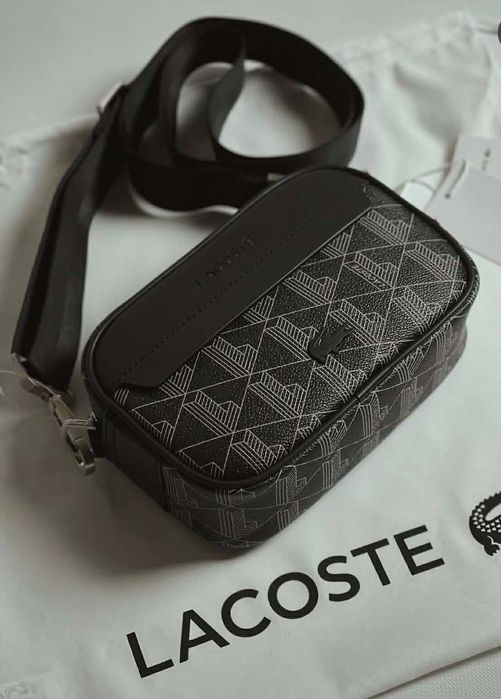 Bolsa Lacoste Nova no Saco