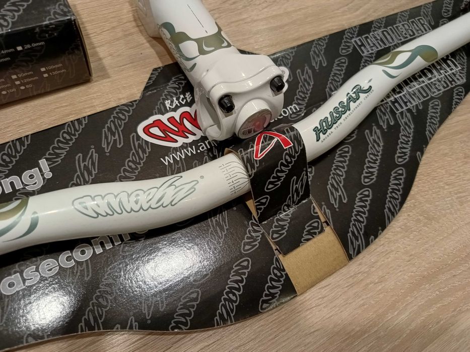 Kierownica + Wspornik AMOEBA Hussar Nowa Biała Alu
