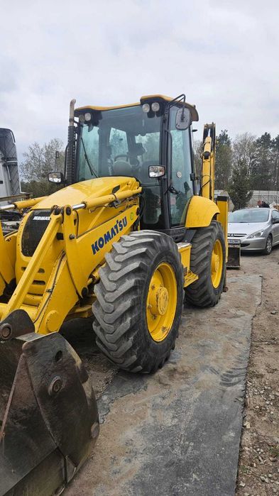 Koparko-ładowarka Komatsu