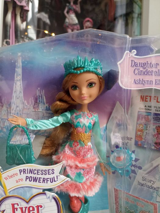 Ever After High Epic Winter Ashlynn Ella