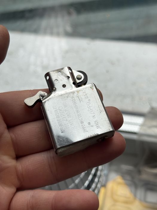 Оригінальна запальничка Zippo Constantine