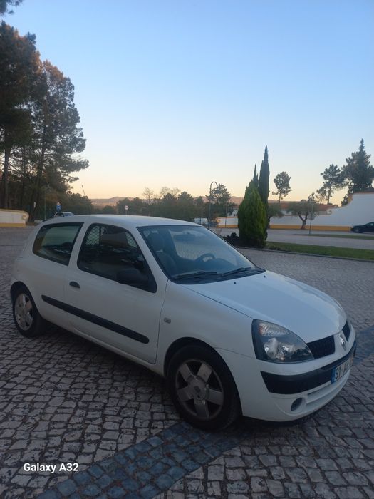 Renault clio comercial A/C