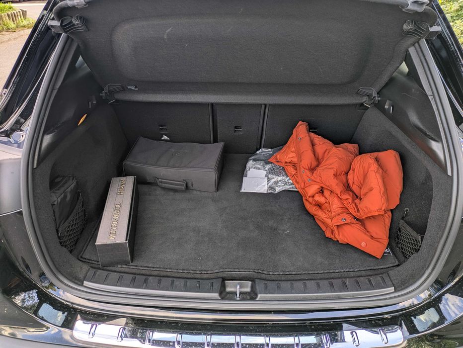 Mercedes EQA 250 - 75.000kms - 5 anos garantia Mercedes - Young Star