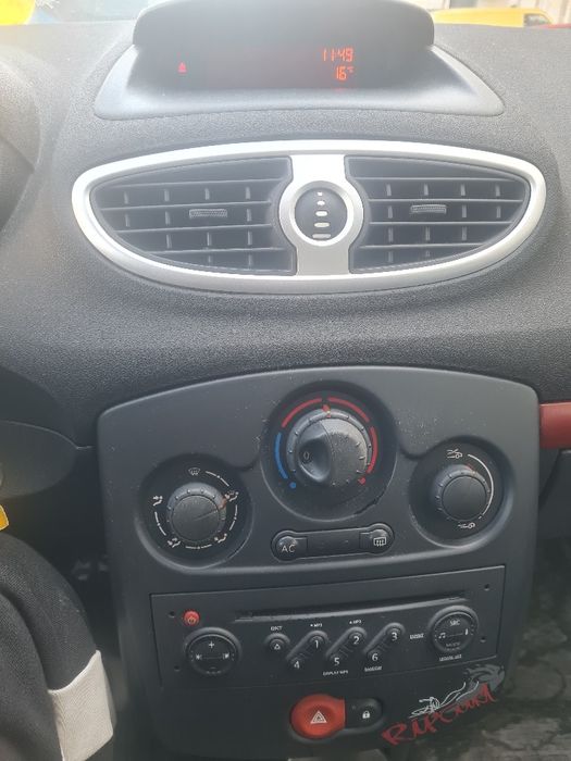 Renault clio 1.2 Ripcurl