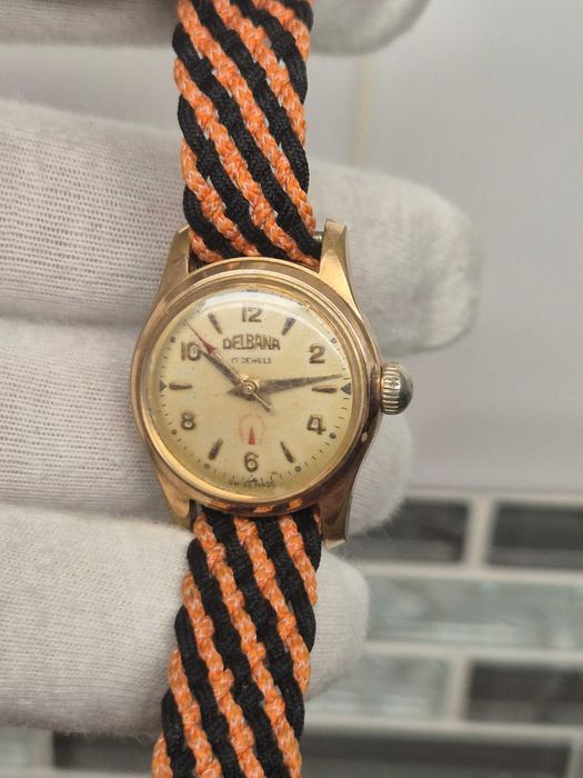 Damski zegarek vintage *Delbana*