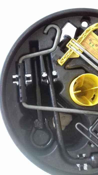 Kit Roda Suplente para Renault Clio II
