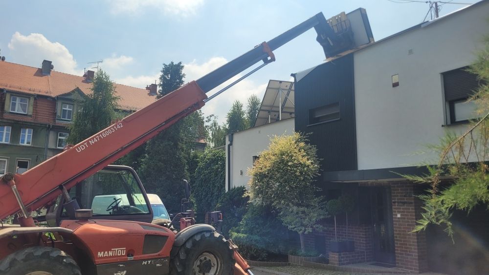 Wynajem ładowarki teleskopowej usługi Manitou