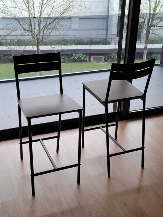 2 bancos altos de cozinha metal e madeira