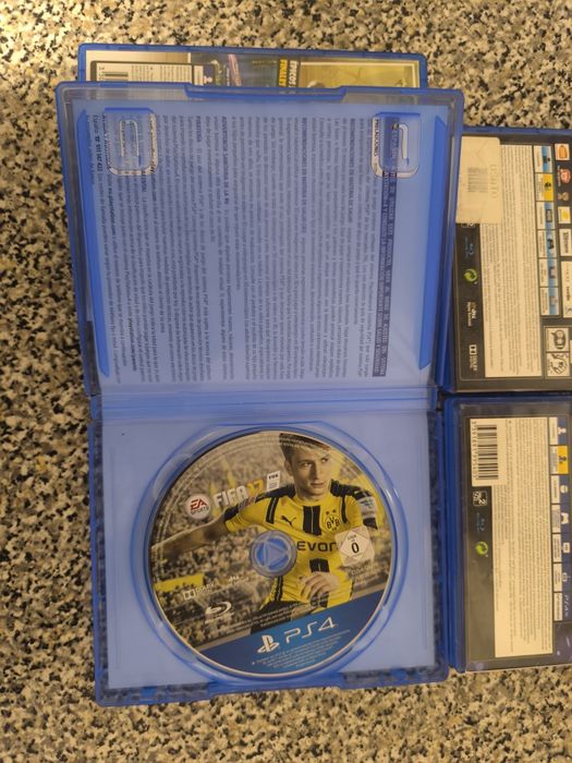 Conjunto de 4 jogos PlayStation 4