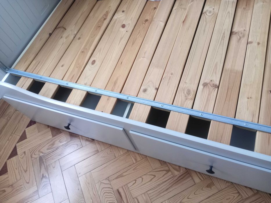 Estrutura de cama solteiro/casal Hemnes