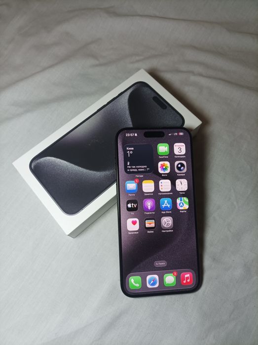 Iphone 15 pro max 256gb (торг)