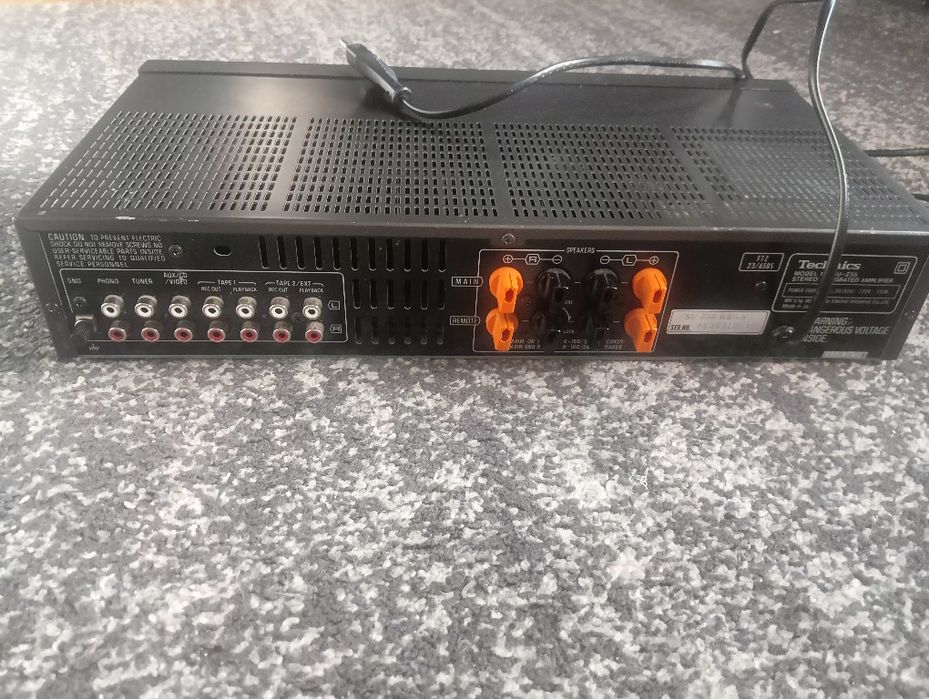 Sprzedam wzmacniacz Technics zu-s55