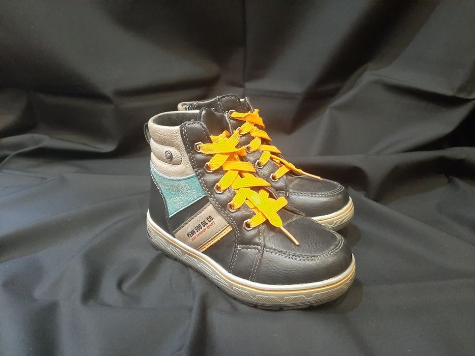 Шкіряні дитячі черевики