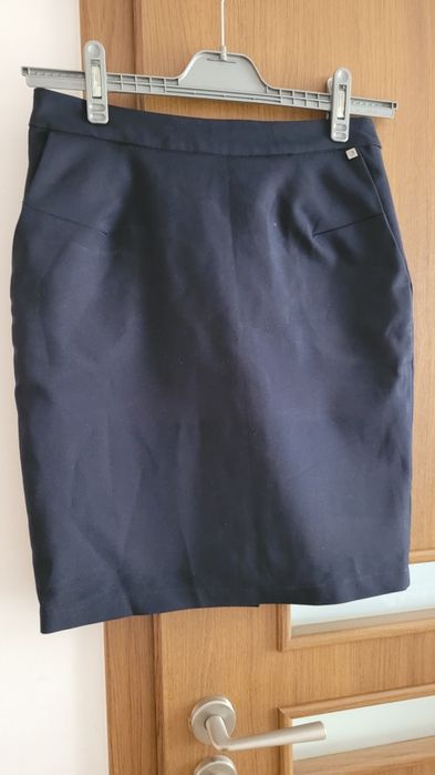 Granatowa spódnica 36