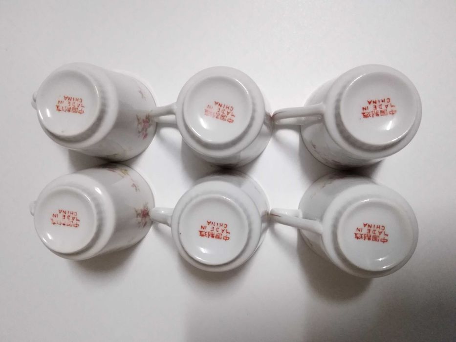 Conjunto 6 Chávenas + 6 Pires de Café "Made in China"