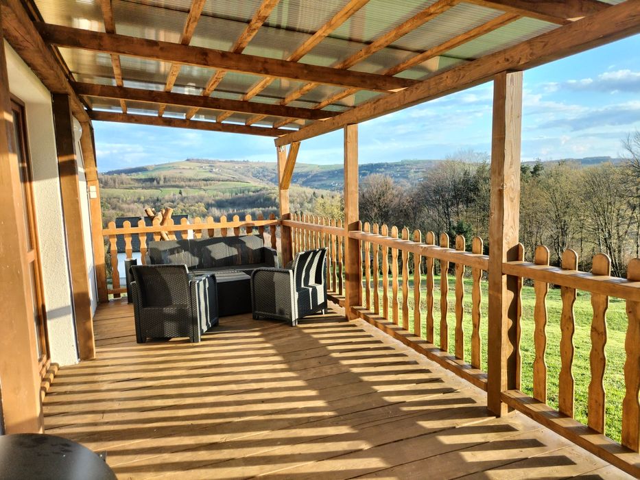 Duży domek  z jacuzzi 4 sypialnie 2 łazienki miejce na ognisko