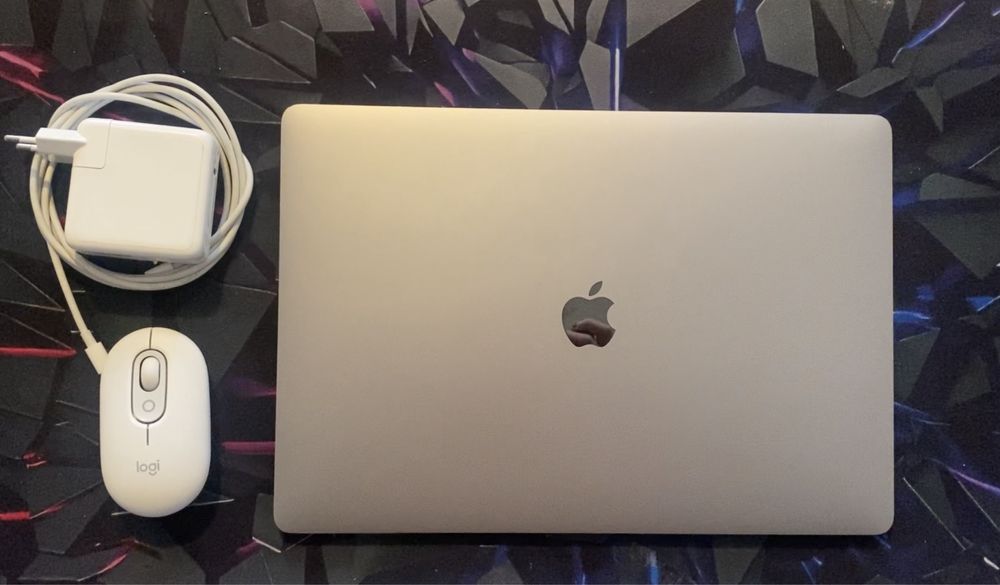 MacBook Pro 16-inch, 2019