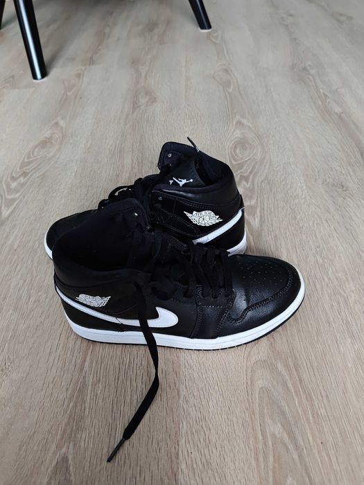Buty sportowe Air Jordan damskie r. 39 NIKE
