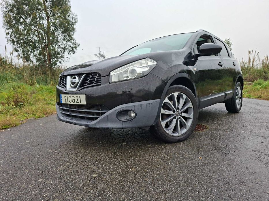 nissan qashqai com pele e teto