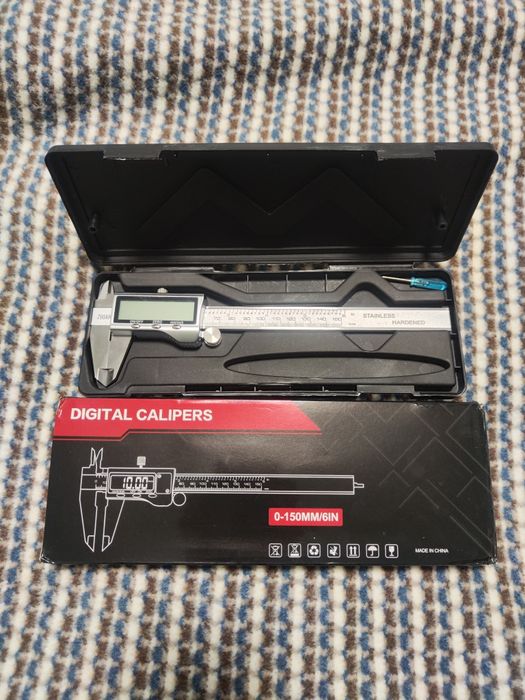Цифровий електронний металевий штангенциркуль