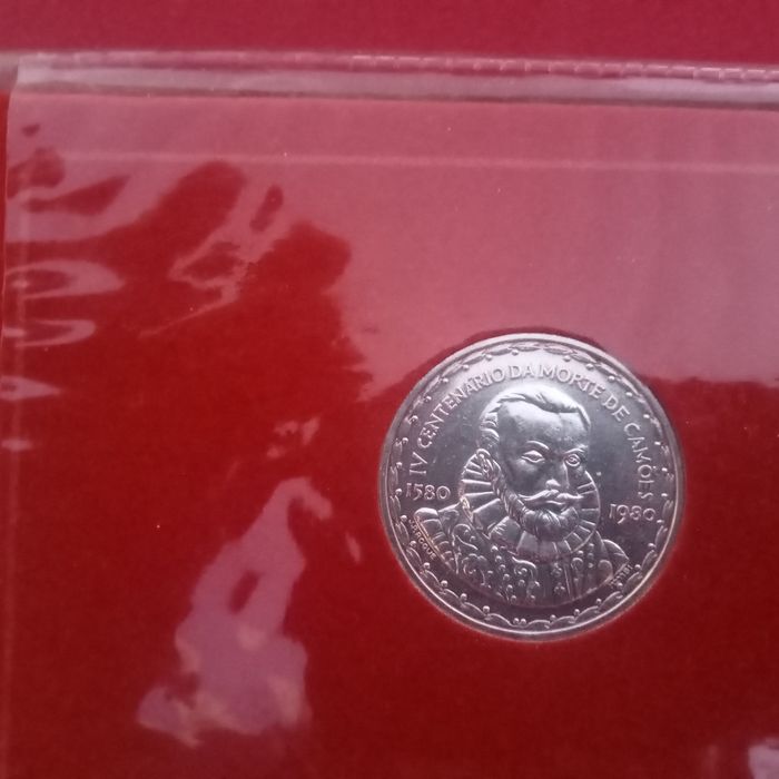 moeda em prata 1000 escudos  IV centenario Luis de Camoes