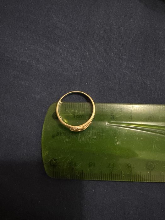 Золотое кольцо с цирконием