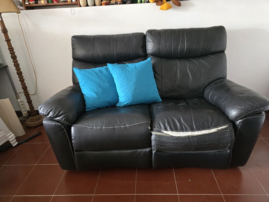 Sofá 2 lugares reclináveis