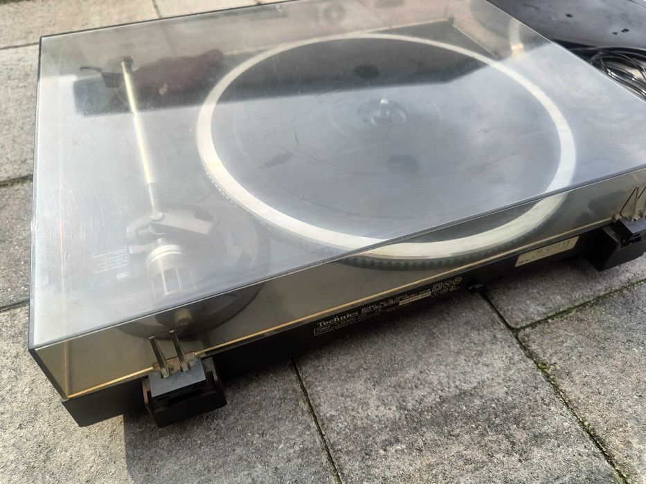 Gramofon Technics SL-QD33 Quartz Direct Drive | Włącza się, kręci talerz