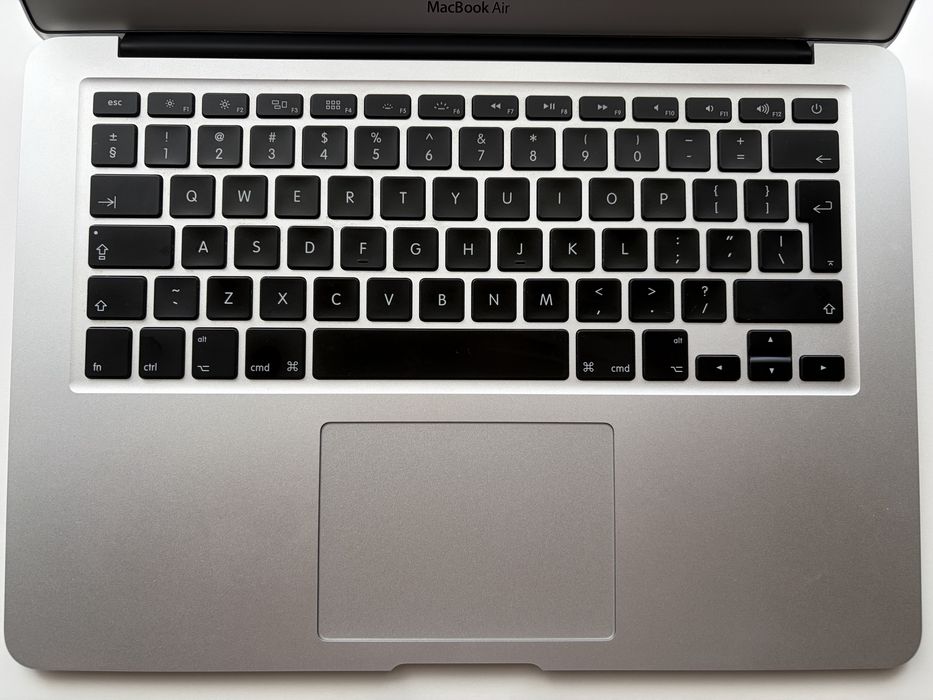 Macbook Air 13” (2017) 256 GB