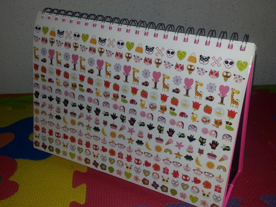 Livros das Adolescentes e 100% meninas (manualidades)