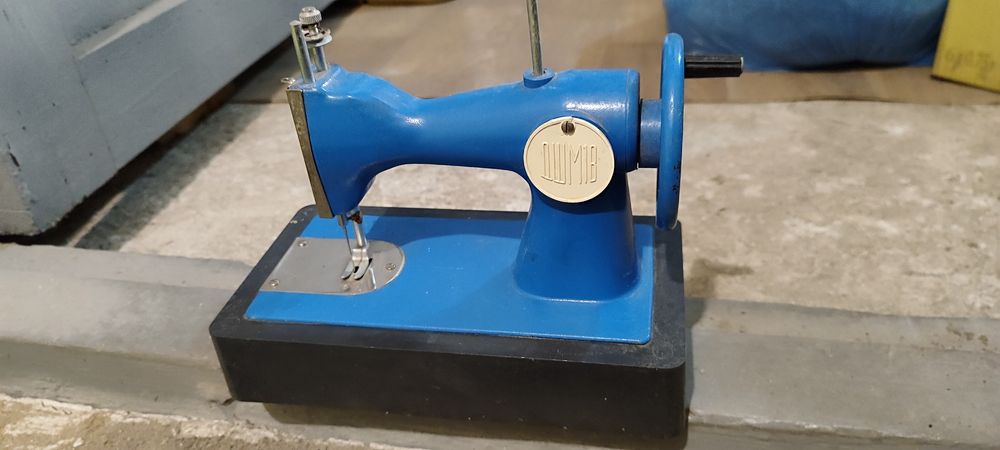 Швейна машина дитяча