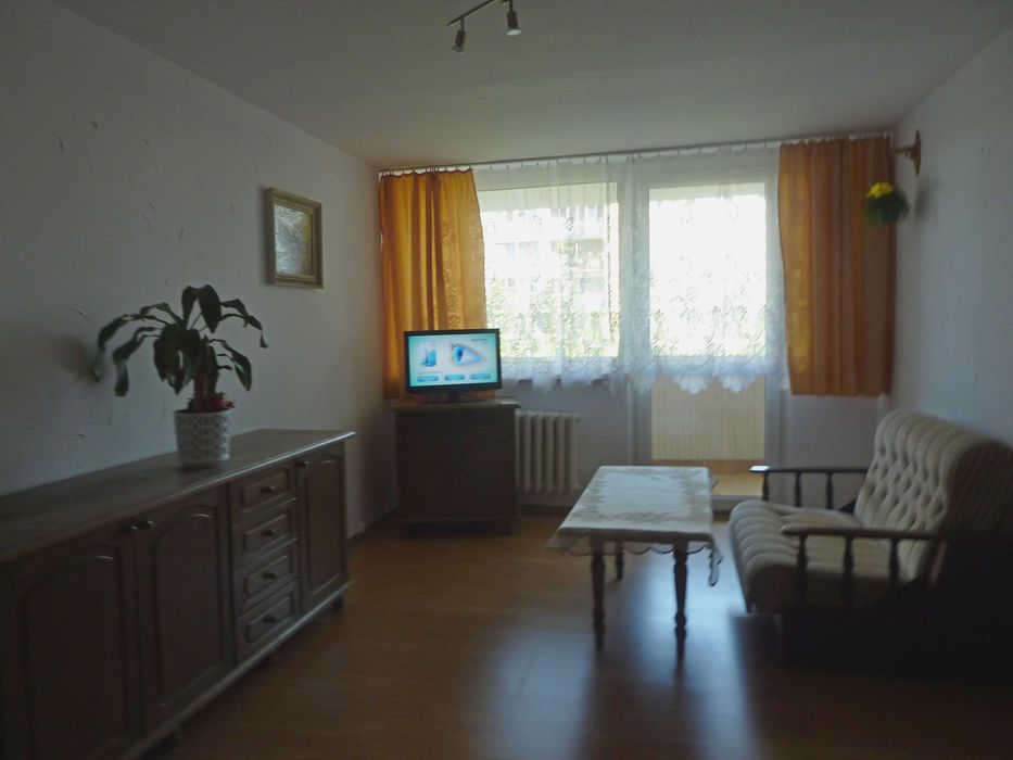 Pokój do wynajęcia /Powstańców Śląskich/ 21 m2 + balkon