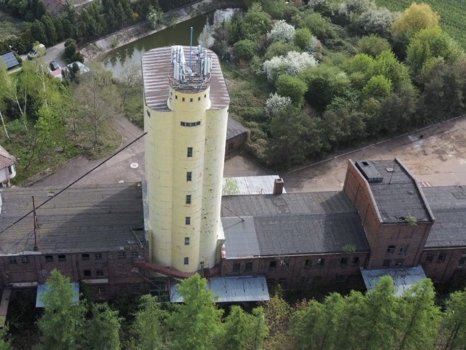 Silos, magazyn na zboże elewatory zbożowe,8 szt., pojemnosc 3000t