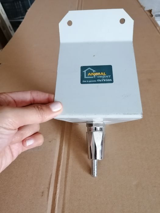 Bebedouro cães - chupeta