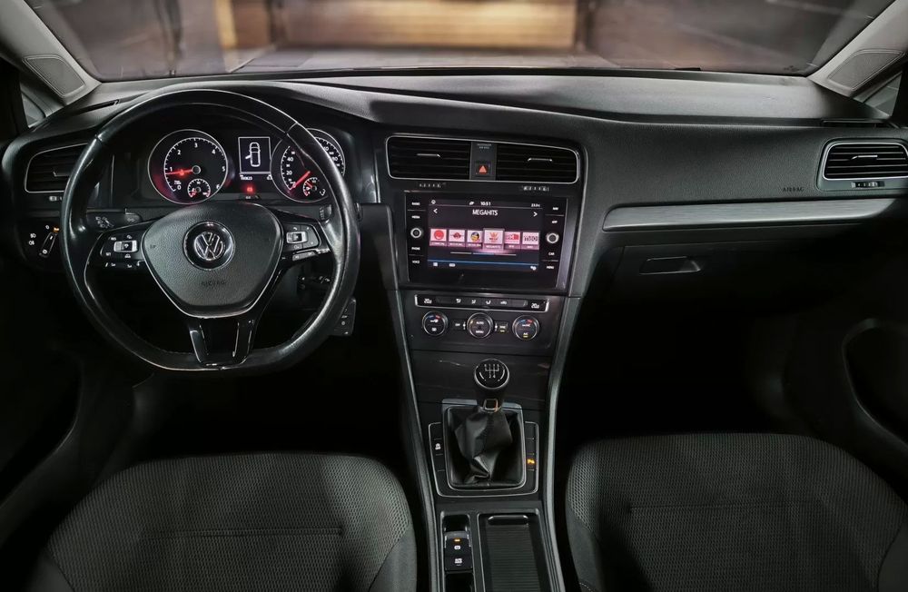 VW Golf Variant 1.6 TDi Confortline
