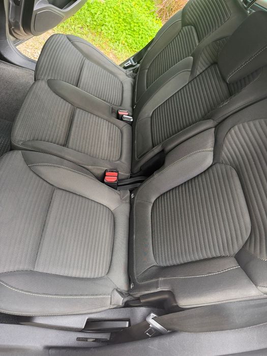 Renault grand scenic, pode ser colocado na plataforma da TVDE