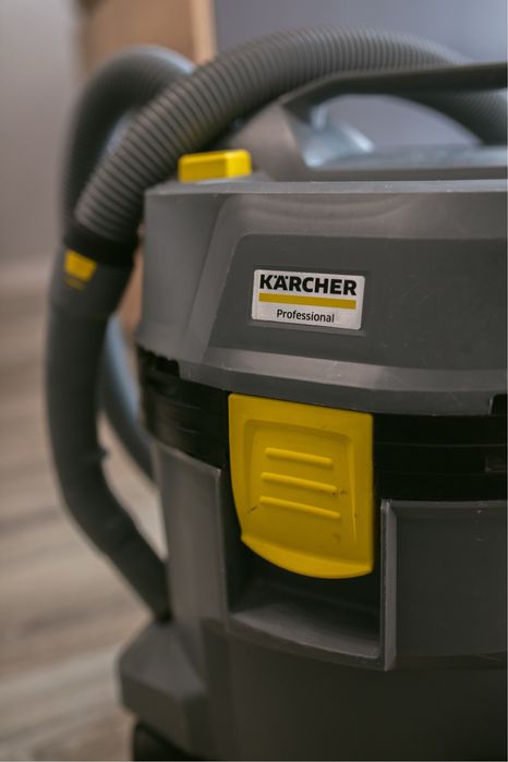 Клінінгові послуги в Луцьку | Миття вікон | Хімчистка меблів