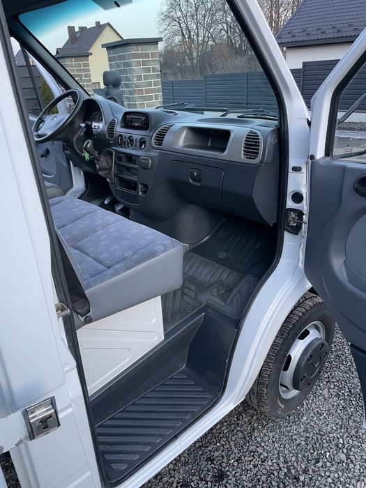 Mercedes Sprinter 413
