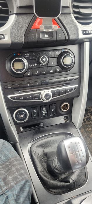 Renault koleos 2.5 benzyna  4×4 bezwypadkowy