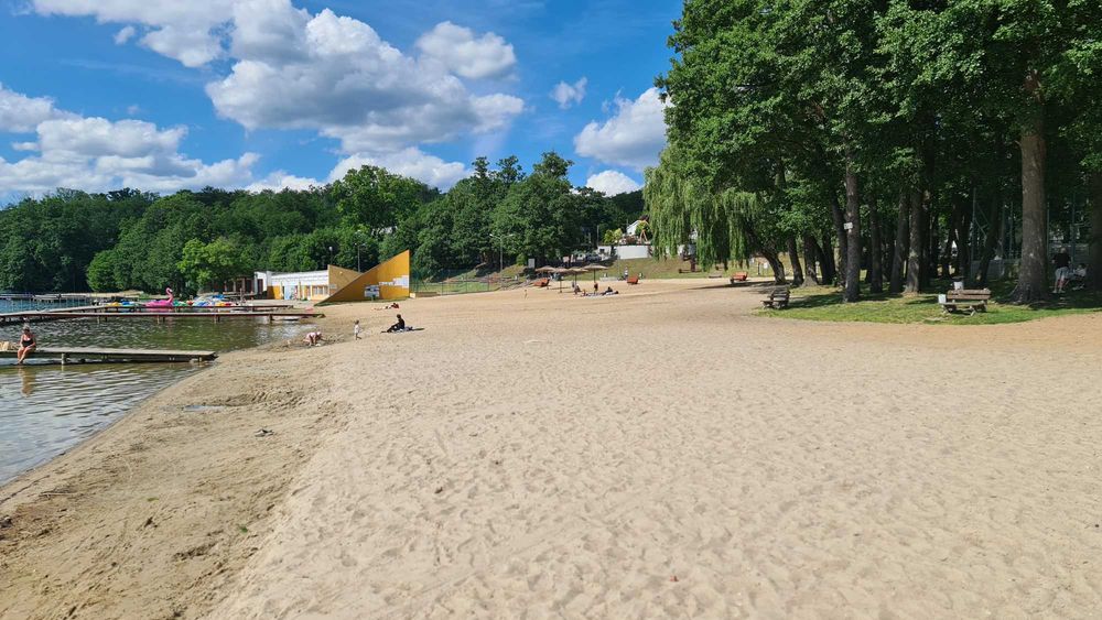 "OD JEZIORA" Domek letniskowy 30 m do plaży, KOMINEK!!