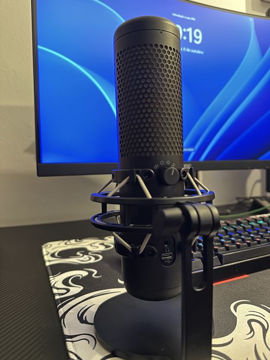 Microfone HyperX QuadCast S Preto