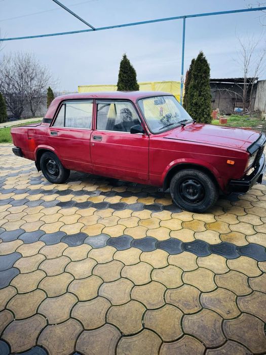 Продам 2107. Полностью в рабочем состоянии каждый день на ходу