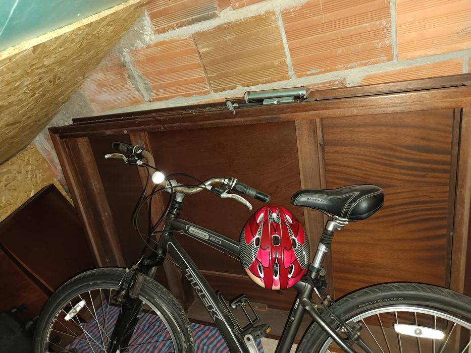 Bicicletas para andar cor roxy como novo resto dois só trocar câmeras do ar...